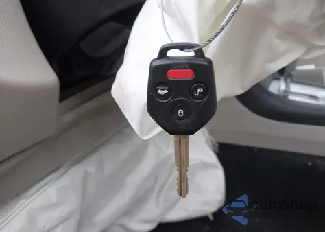 2014 Subaru Xv Crosstrek 2.0I Limited from USA, damaged, VIN JF2GPAGC2E8264539